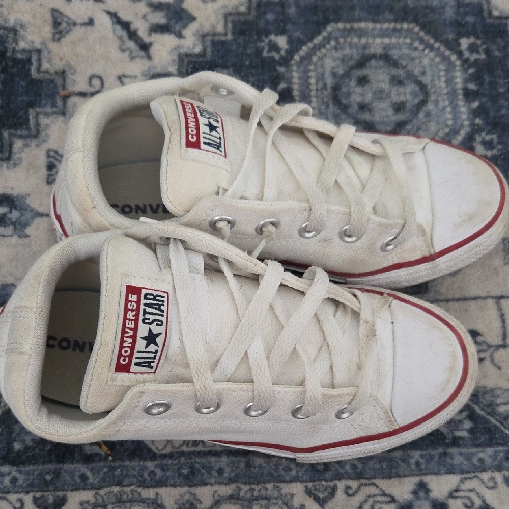 Converse Kids Cream Sneakers with Red Accents